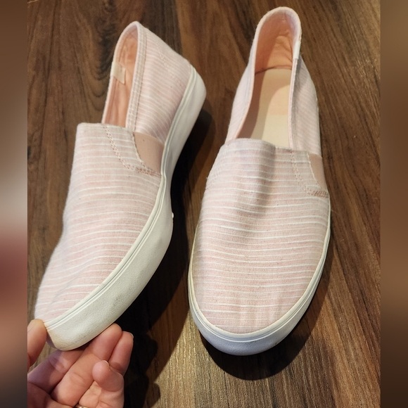 Keds Women's Pink and White Striped Slip-On Shoes - Picture 5 of 10